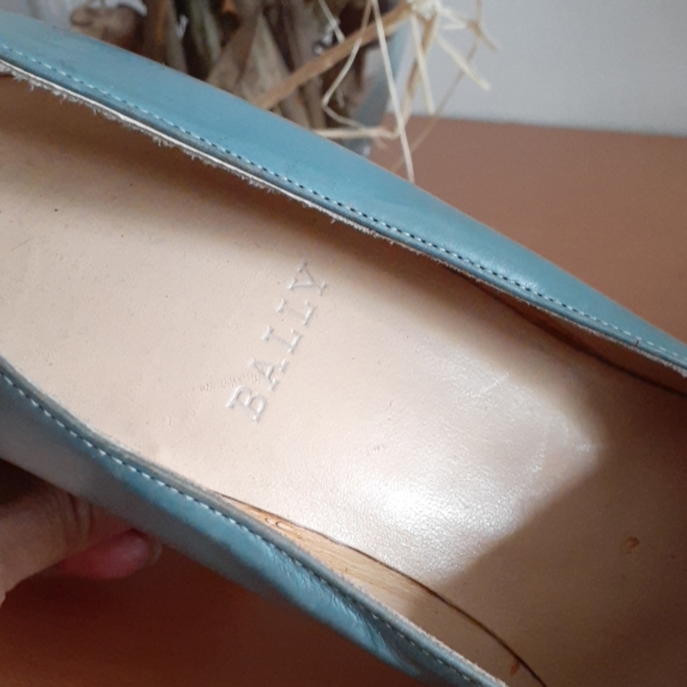 Bally Taramia BLUE Leather Heel Loafers 38 - Picture 4 of 8